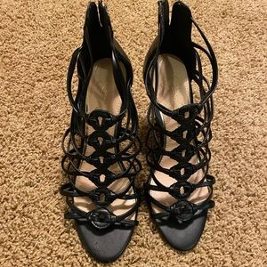 Jessica Simpson black strappy high heels size 7
